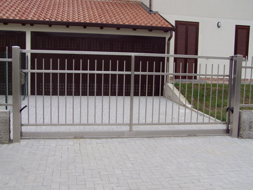 CANCELLI IN ACCIAIO INOX